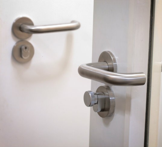 Modern doorsets, lever handles and door closers from Bellsure